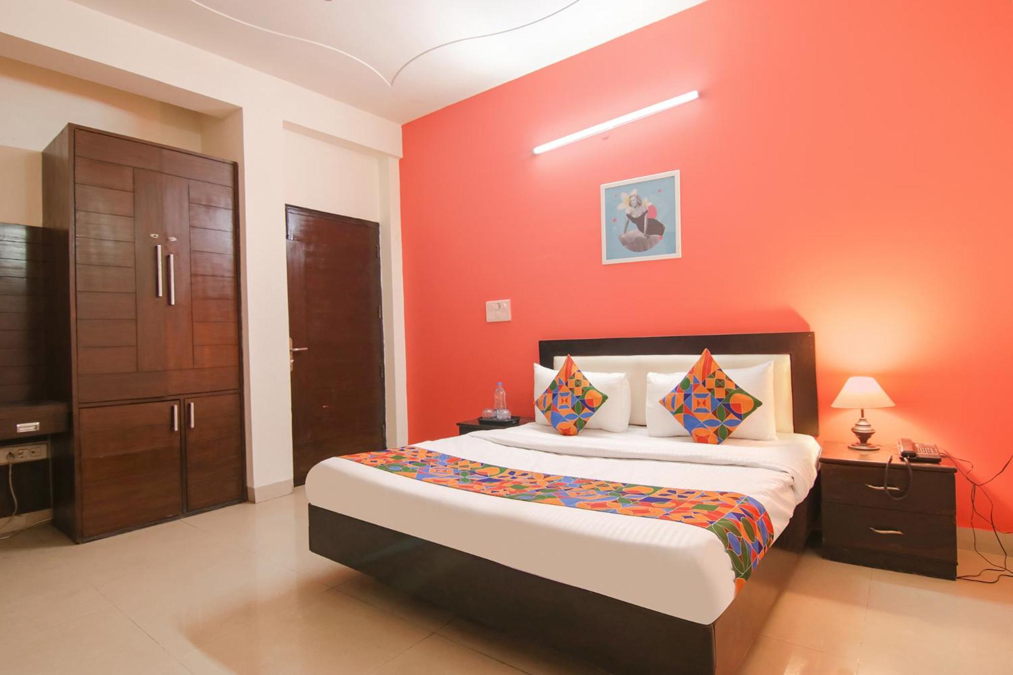 Fabhotel The Lavish Villa Badshahpur Exterior foto