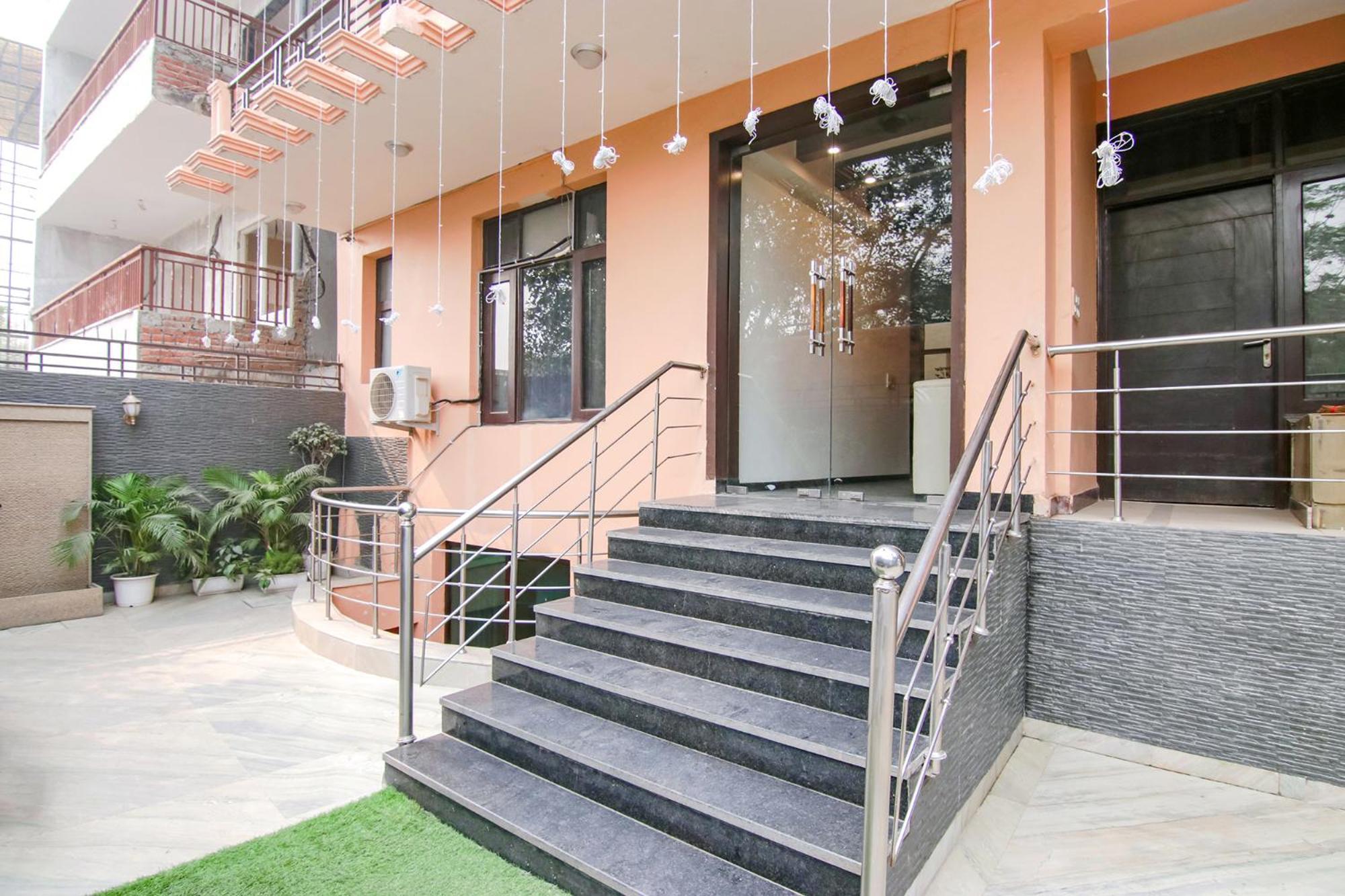 Fabhotel The Lavish Villa Badshahpur Exterior foto